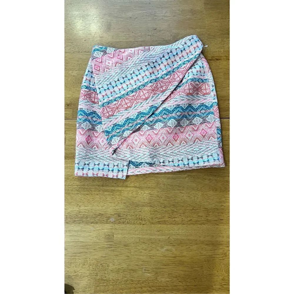 ZARA SKIRTβAZTECβASYMMETRICALβSKIRTβWOMENSβSIZEβS